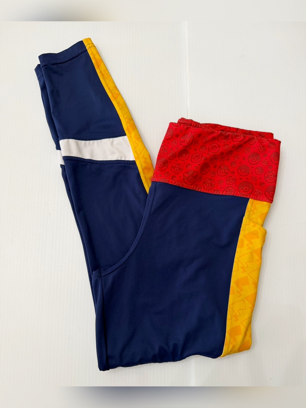 BlackMilk x Pokémon Trainer Leggings - L